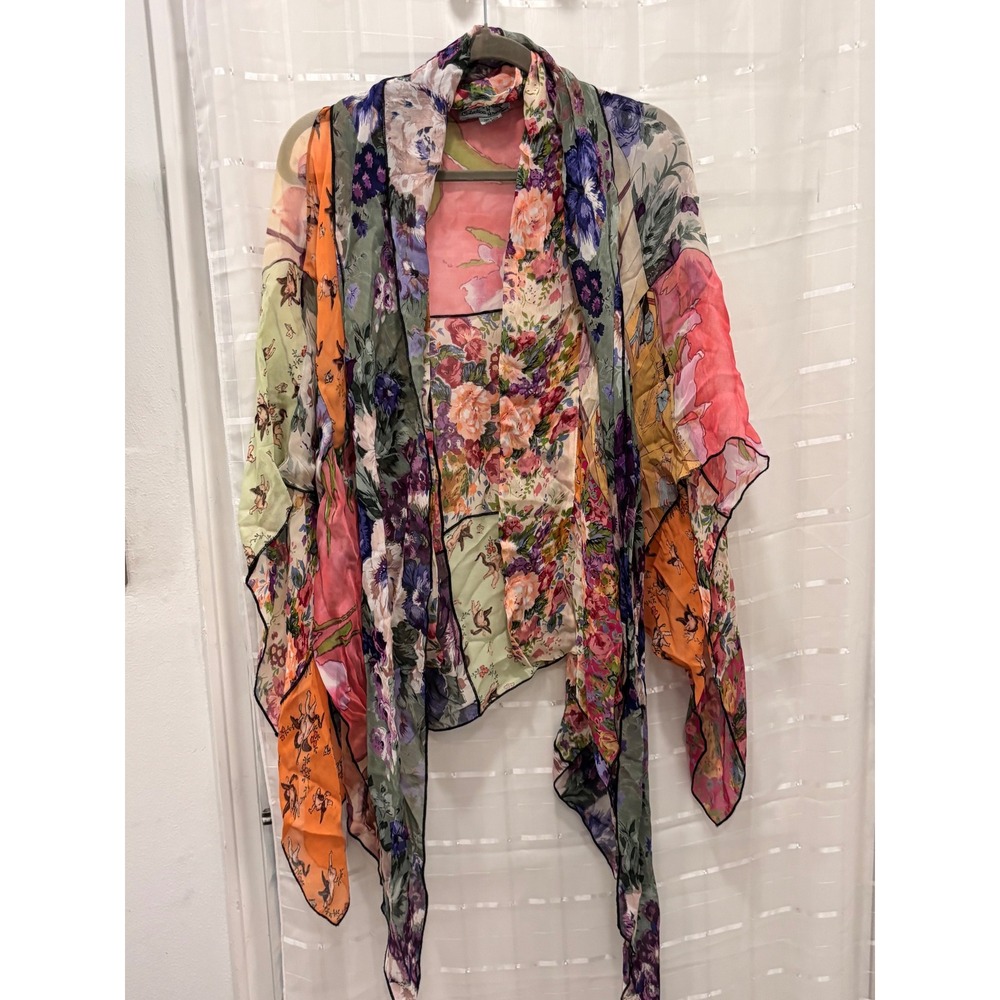 Champagne Collection All That Glitters Patchwork Floral Cherub Kimono Wrap OS
